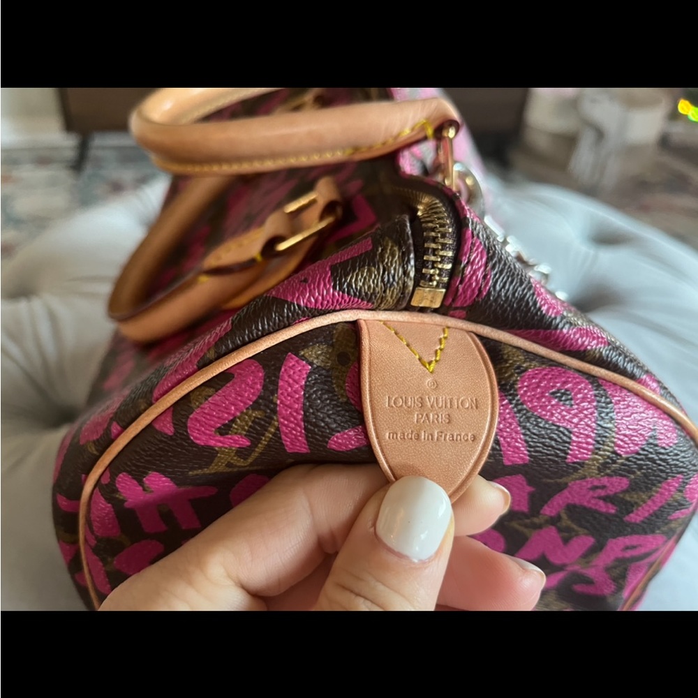 Authentic Louis Vuitton - Picture 2 of 7